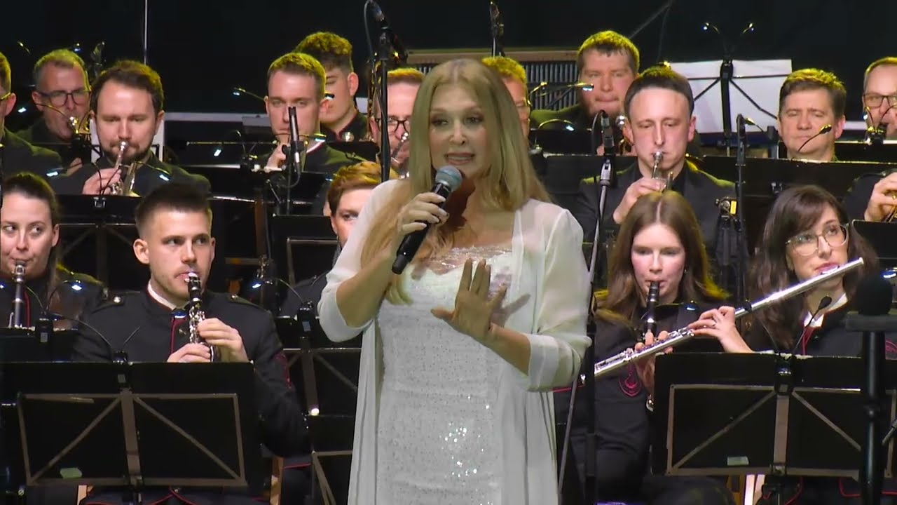 Prekmurska godba Bakovci in HELENA BLAGNE - La Traviata (NAPITNICA)