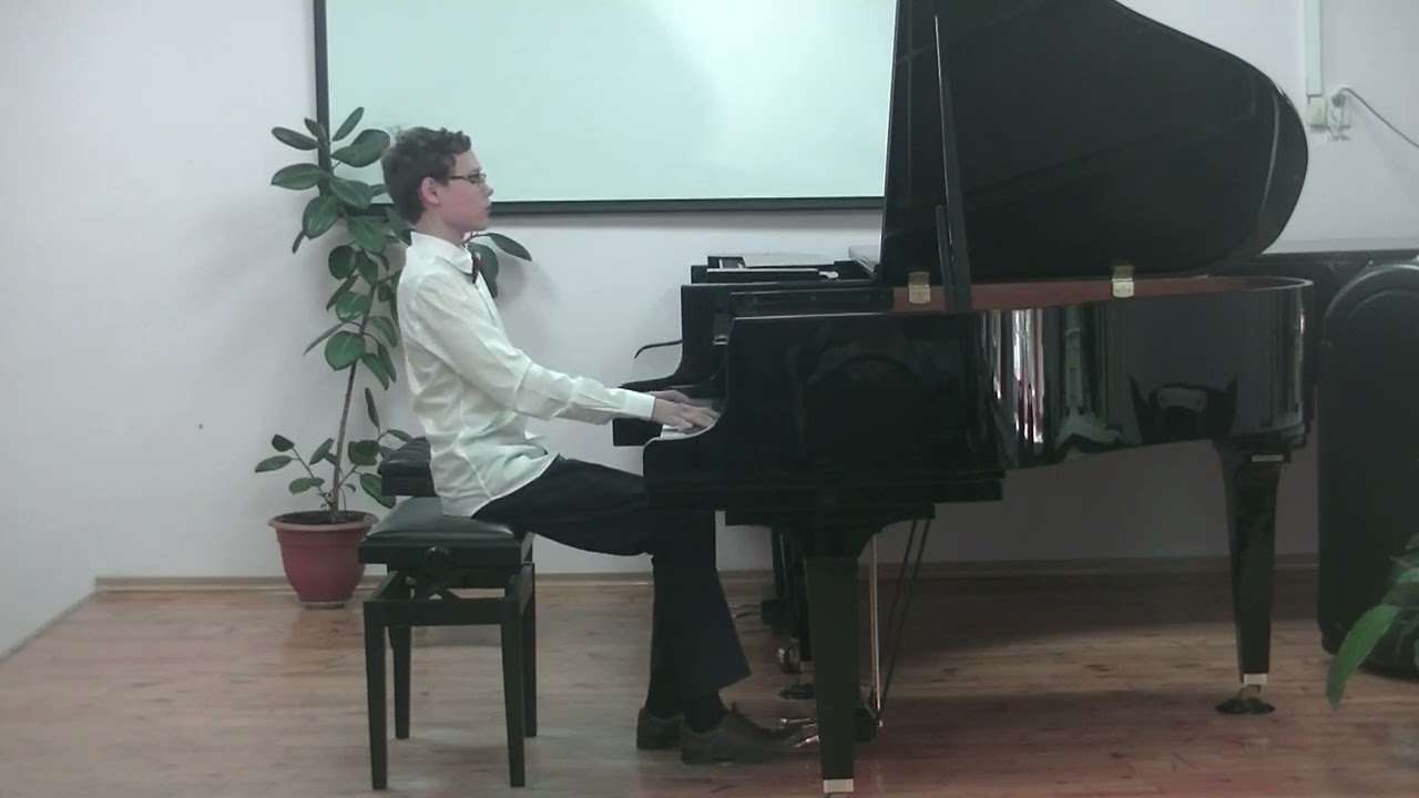 Шин Кирилл 8 класс. Ф. Пуленк. Импровизация ля минор (Фрагмент сольного концерта)