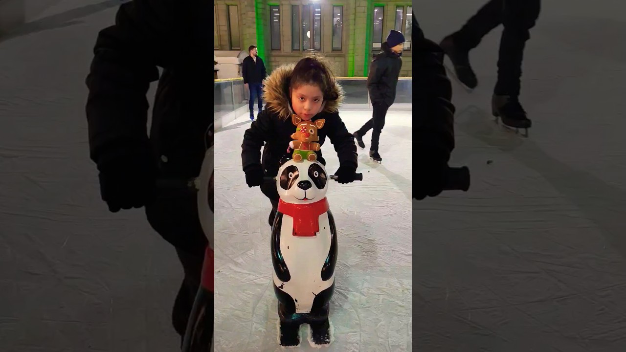 #christmas #vlog #virals #shortsvideo #xmas #iceskating #shorts #short #family #familyvlog #xmas2023