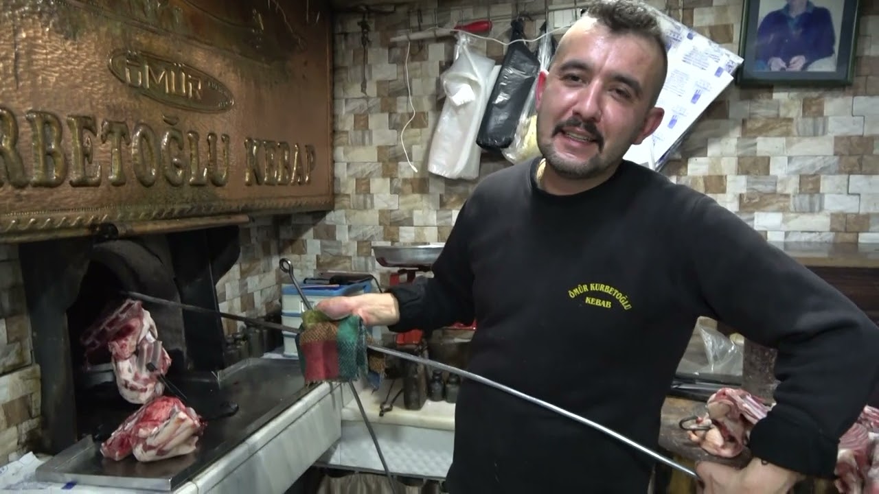 denizli kebabı.  ömür kebap.mehmet gurbetoğlu. bayramyeri. 5 aralık 2023.  foto ayfa