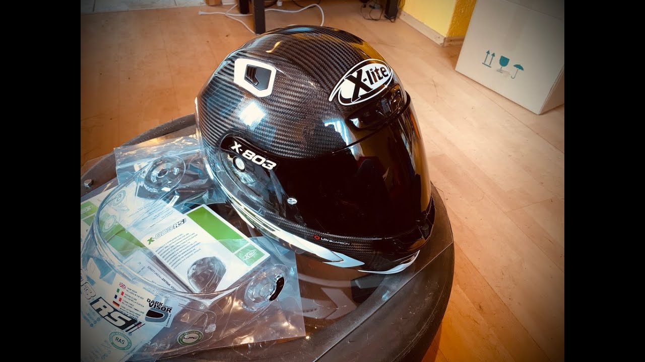Review - X Lite X803RS Ultra Carbon - Unboxing - Helmtest