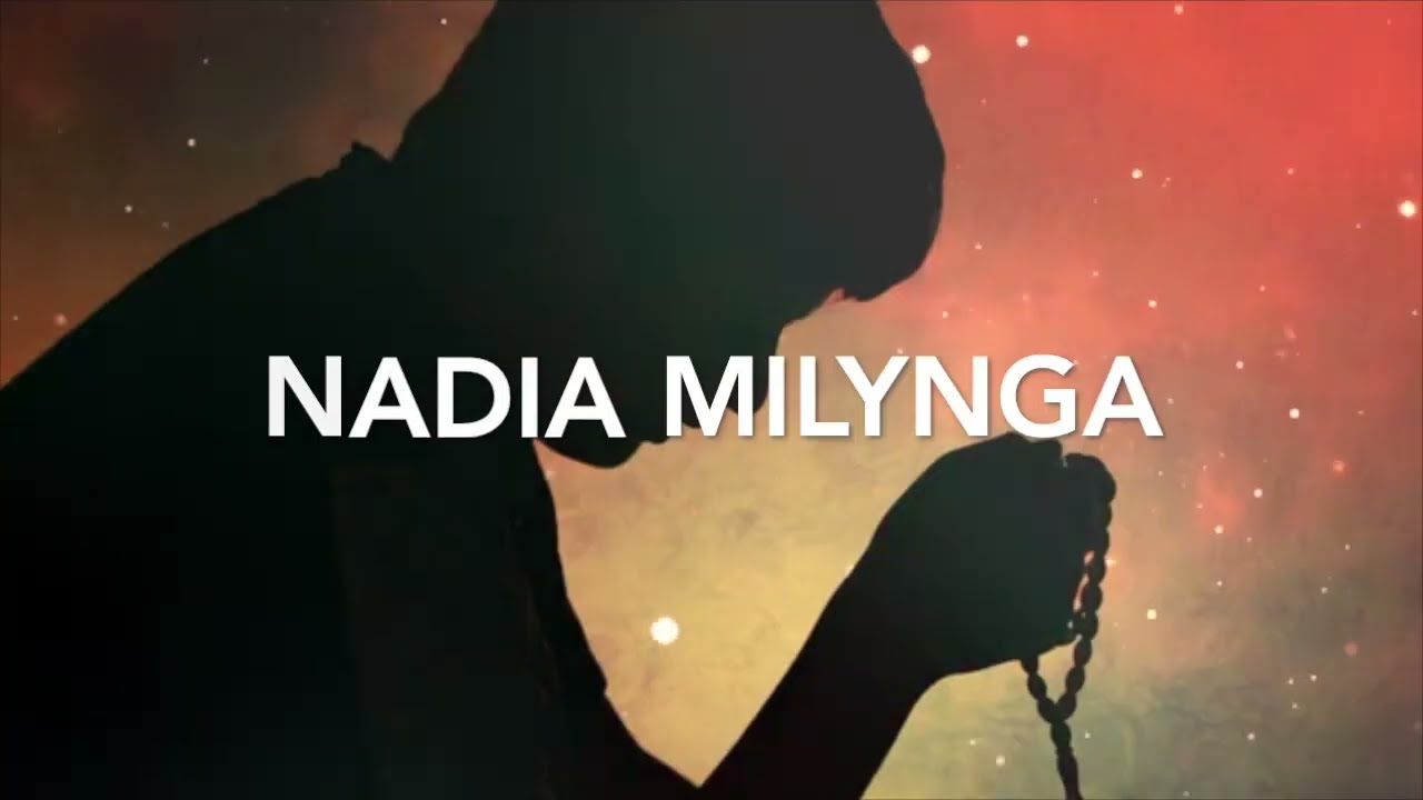 Gihe cyiza cyo gusenga by Nadia Milynga (Official Video Lyrics)