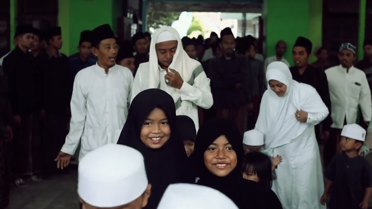 KEPULANGAN GUS H. ROHIM & NING HJ. ROHIS DARI IBADAH HAJI | PP. GEDONGSARI NGANJUK