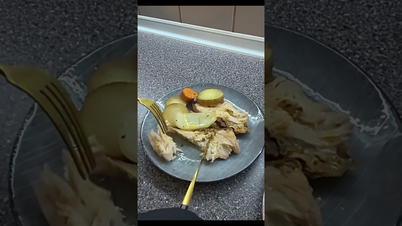 How to Cook Turkey in a Stone Wood Oven for Christmas  #christmas #turkey  #cooking #food #foodie