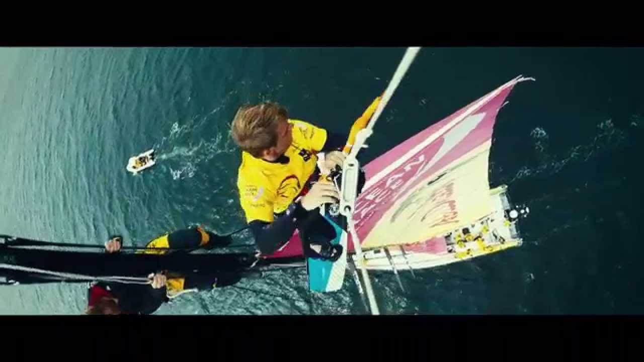 Jacobsen's awesome Abu Dhabi mast jump