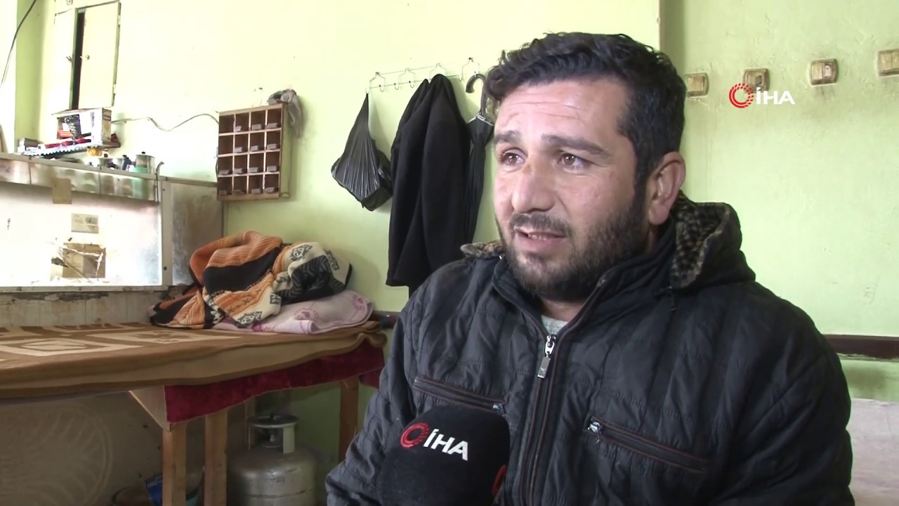 Eşiyle Ayrıldı, Çocukları Yurda Verildi, Şimdi Kahvehanede Yaşıyor