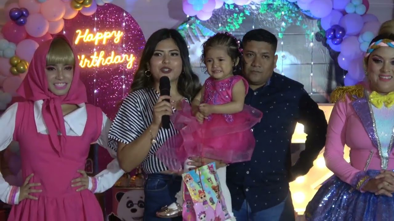cumpleaños de Neslihan ( Masha y el Oso 982094819)