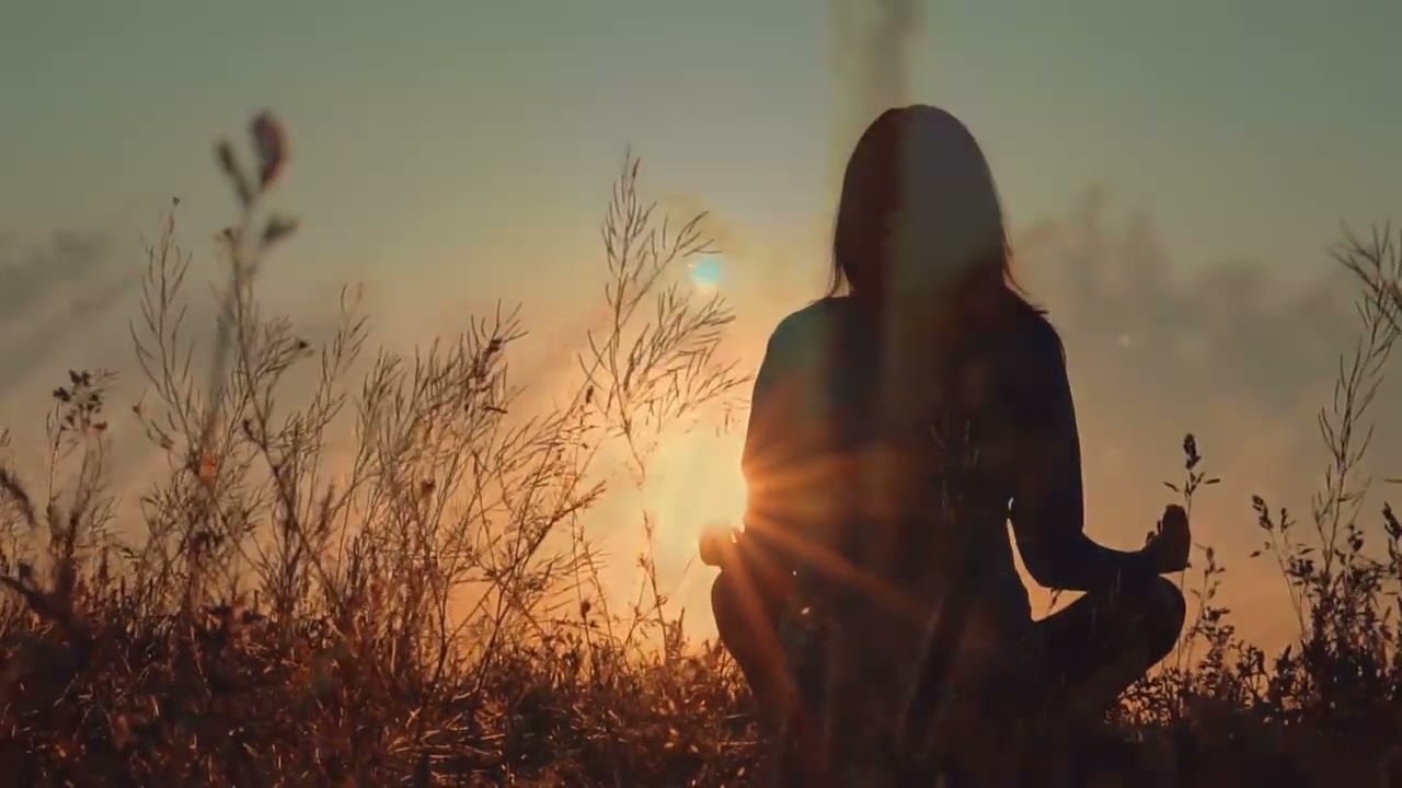 High vibrations of gratitude. Change your life in 12 minutes a day. Powerful morning motivation
