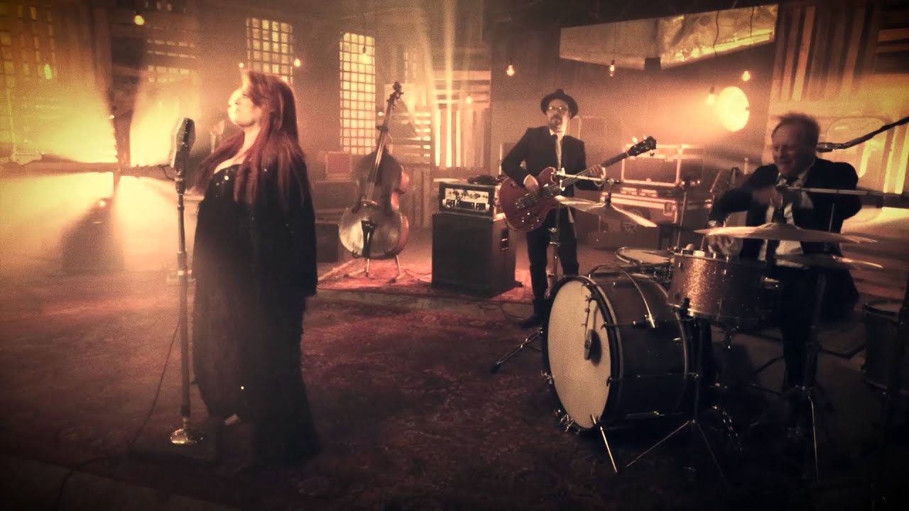 Wynonna & The Big Noise - Ain't No Thing