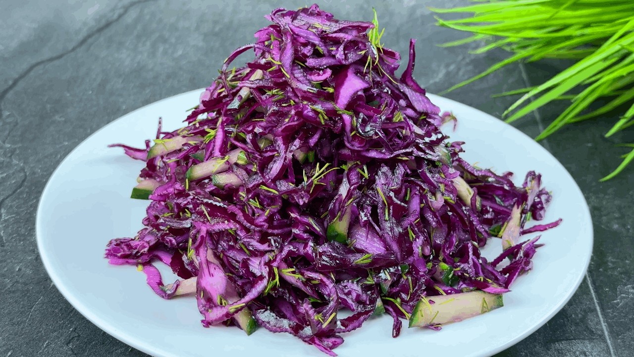 Рецепт вкусного САЛАТА! Никогда не устаю готовить его для ВСЕЙ Семьи. Сочный, Хрустящий салат !