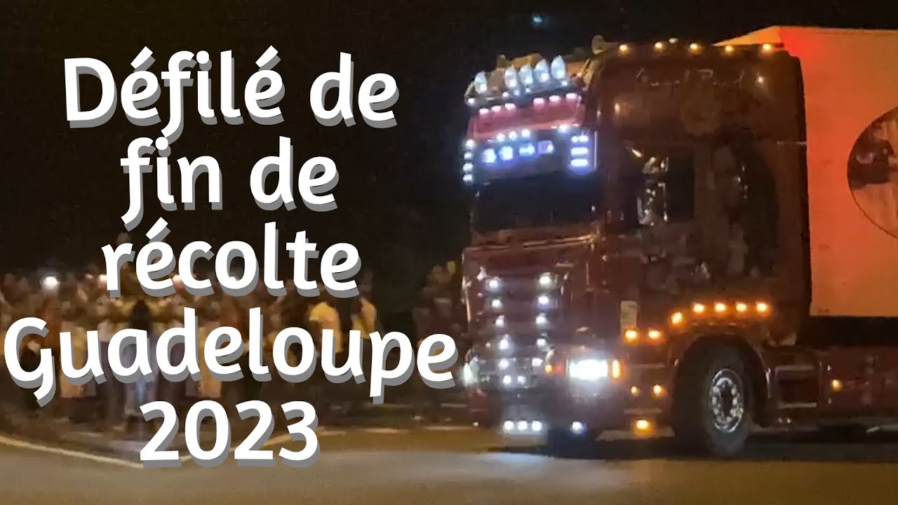 Défilé des camions de la Guadeloupe (fin de la récolte sucrière 2023) défilé nocturne.