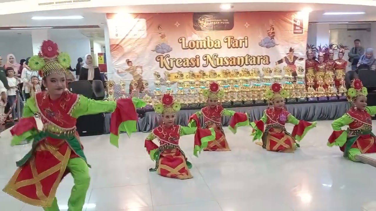Tari lenggang Nyai-Lomba Tari Kreasi Nusantara