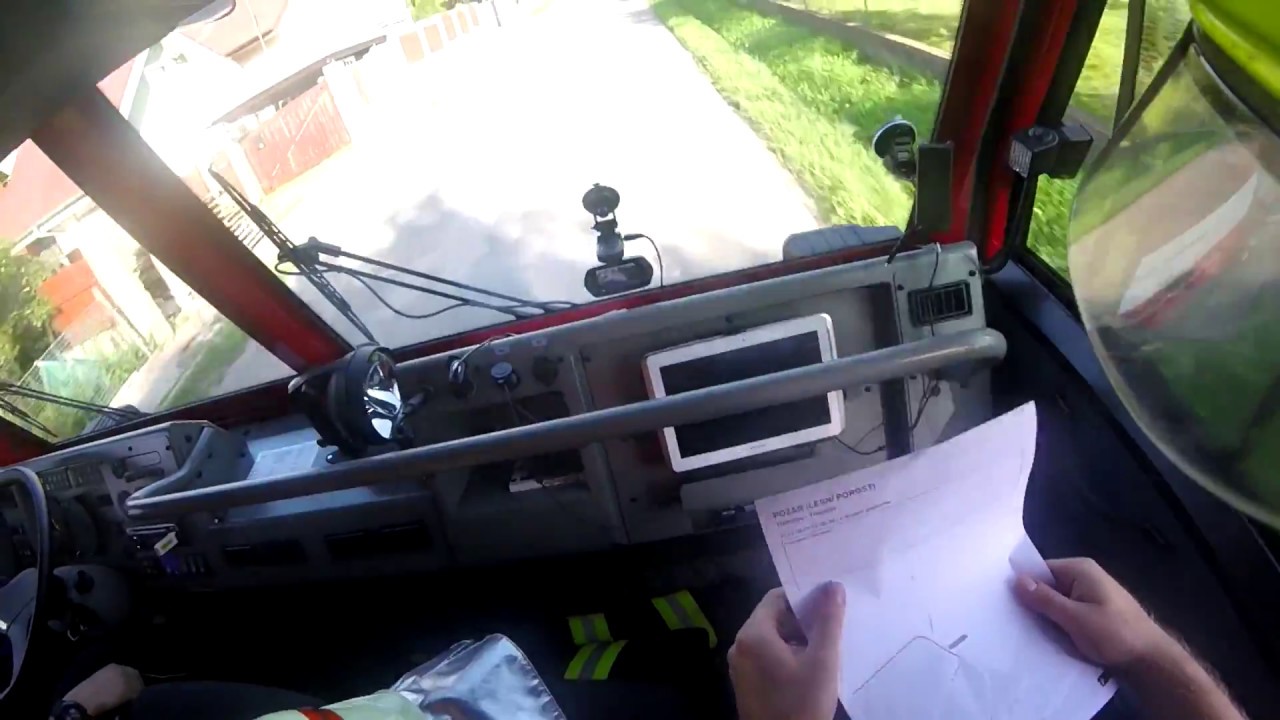 Pohledem hasiče - Požár pole ( Helmet Cam firefighter )