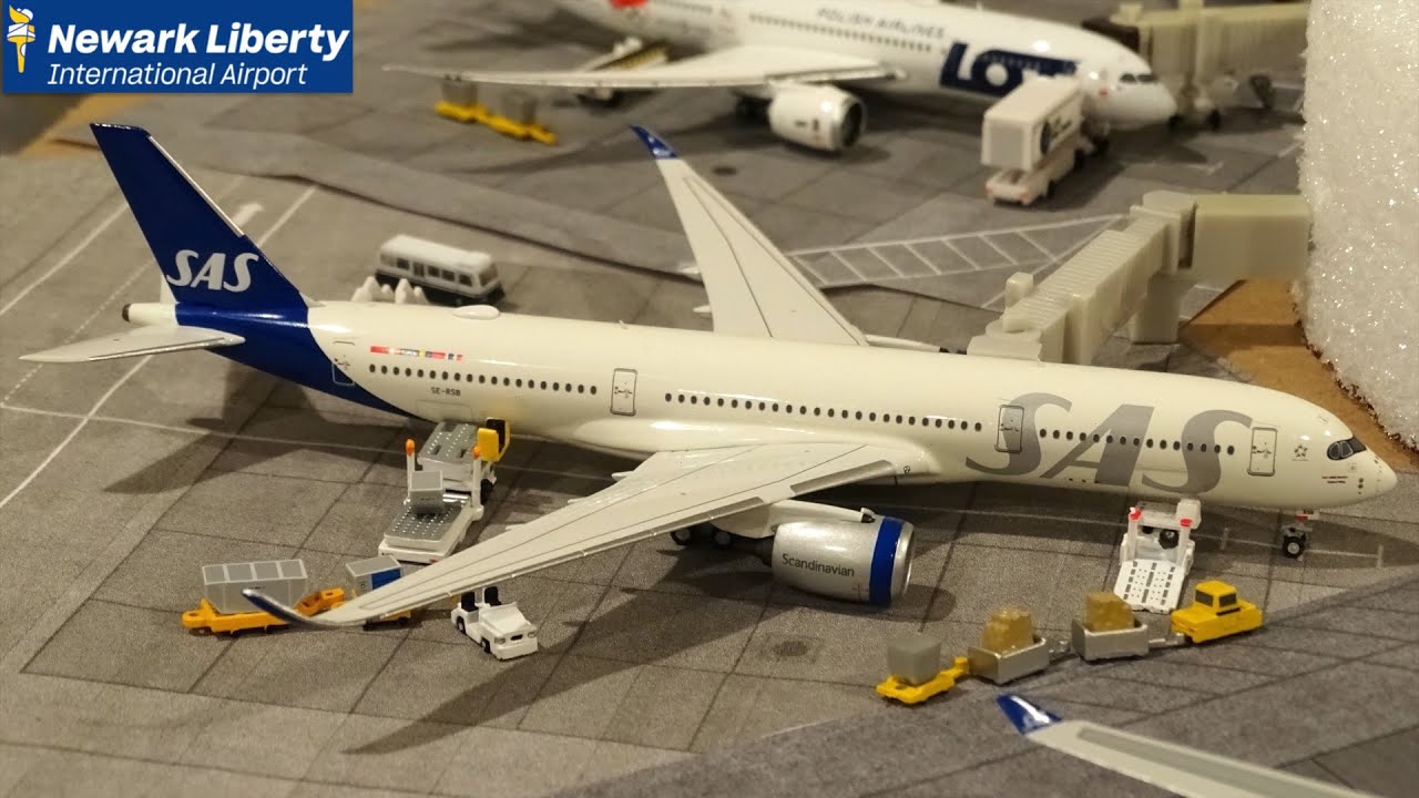 Newark Liberty International Airport Update (Terminal B) | 1:400 GeminiJets Model Airport