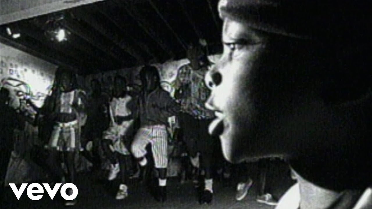 The Puppies - Funky Y-2-C (Official Video)