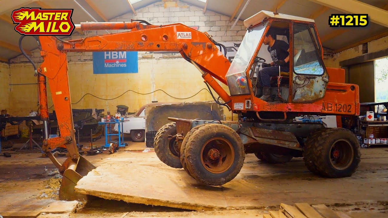 Eerste stuk vloer eruit breken! #1215