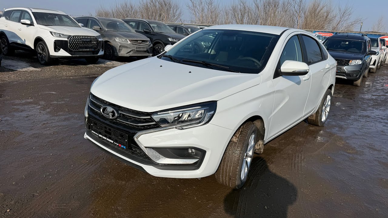 САМАЯ ОПТИМАЛЬНАЯ ВЕСТА ГДЕ ЕСТЬ ПОЧТИ ВСЁ! Сколько сейчас стоит новая LADA VESTA 2026 ENJOY