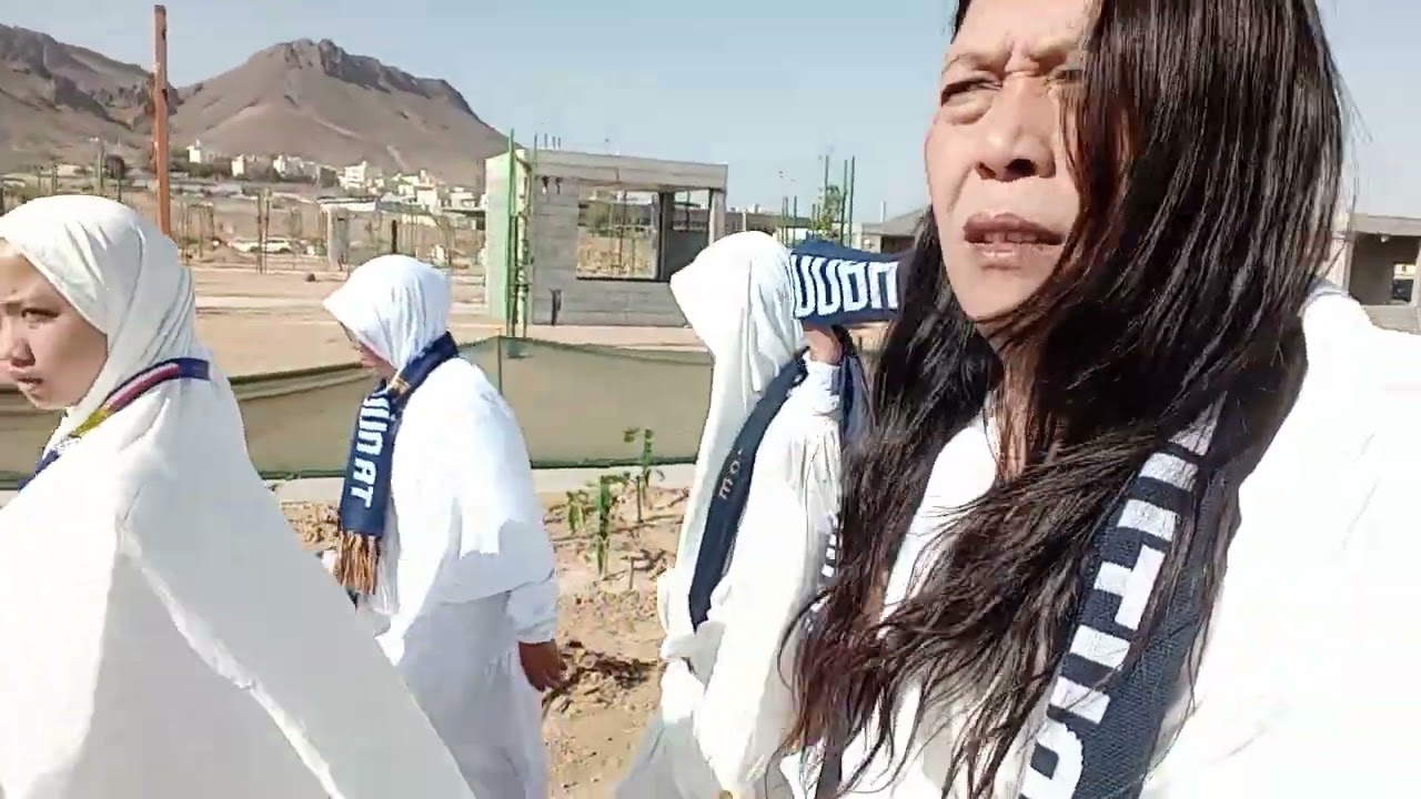 Miqot Di Bir Ali Sebelum menuju Mekah Al-Mukarramah untuk jama'ah Melaksanakan Umrah Wajib Dan tawaf
