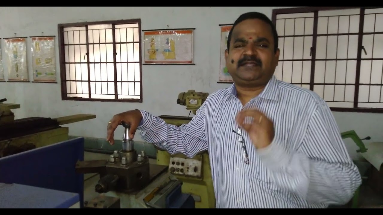 Turret lathe working principle