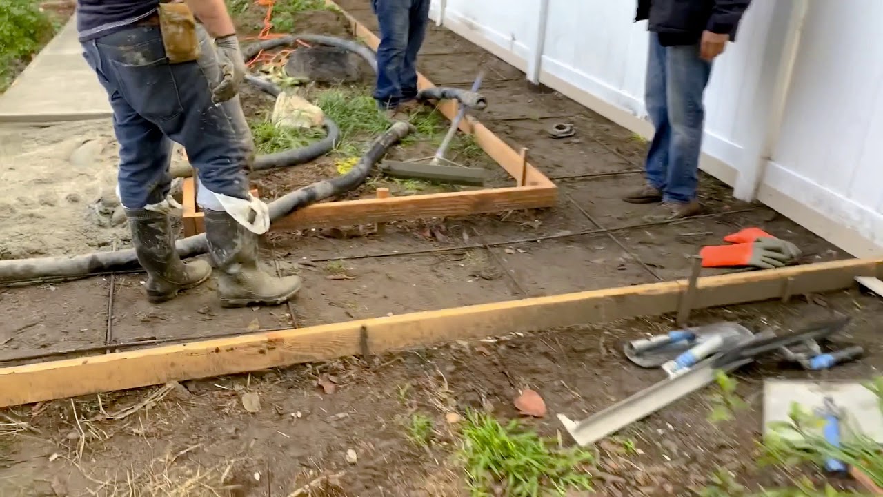 Pouring Concrete In Backyard (Garden Grove)