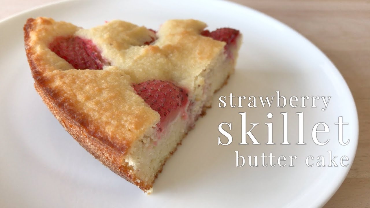 Strawberry Skillet Butter Cake | Keto Low Carb