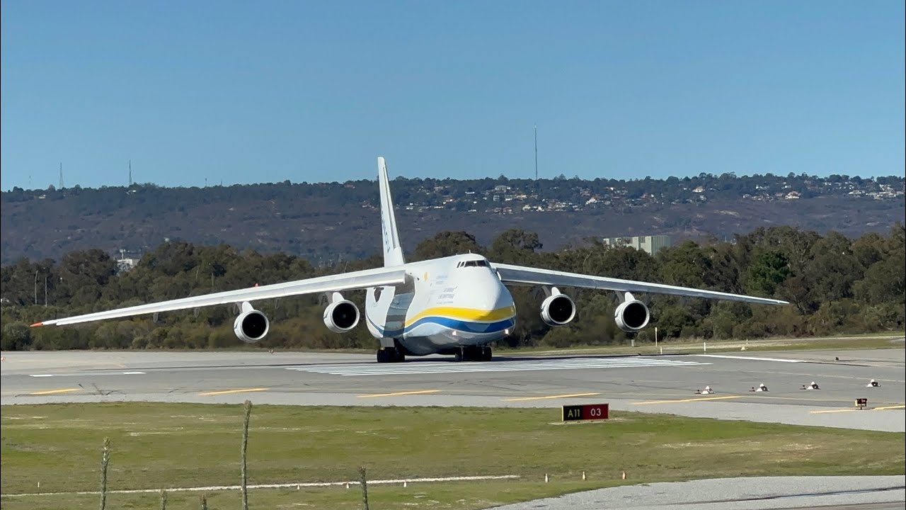 Antonov 124, AN 124 Departs Perth Airport