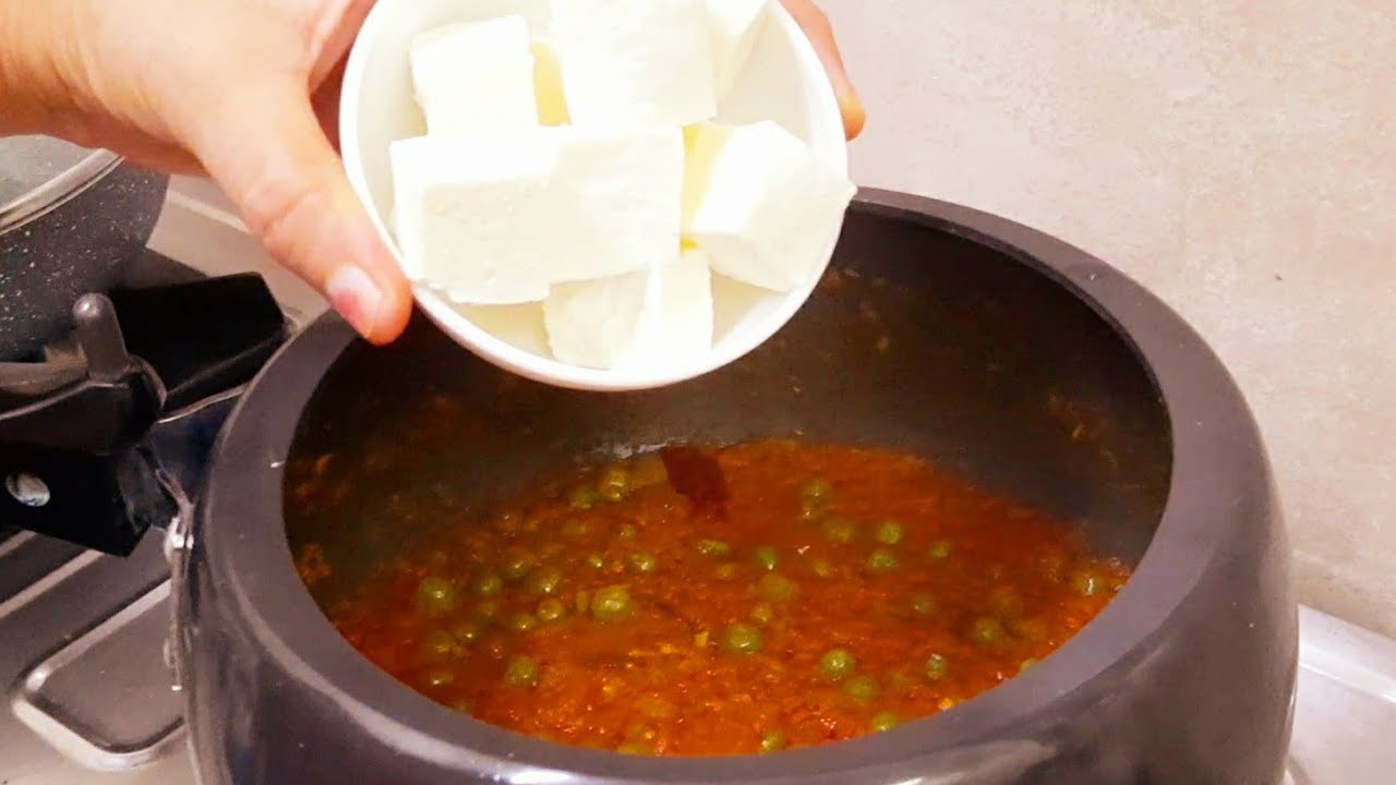 Instant Matar Paneer Recipe | Make delicious Matar Paneer in a cooker in 5 minutes | Green Peas P...