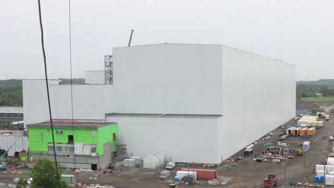 Groupe Robert - Timelapse Construction Entrepot automatis&eacute; de Varennes