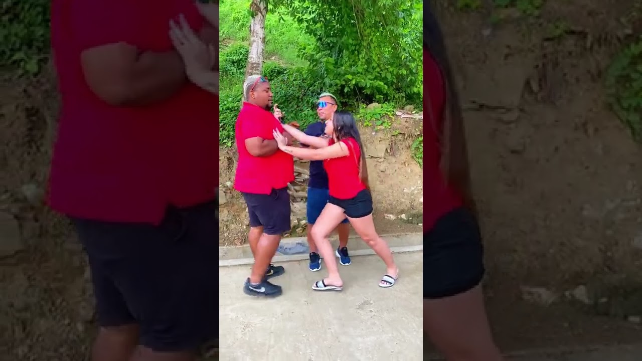 Preguntas fáciles ( masta le daño el celular y salió golpeado )