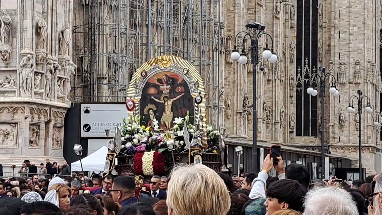 Milano, 29/10/2023 - Procesión Señor de los Milagros - 02