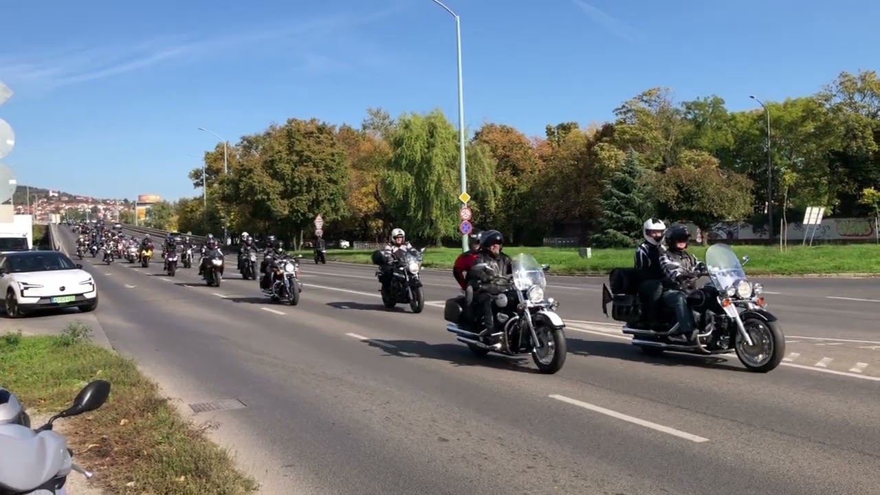 2024-10-19 12.15 XIII. Szezonzáró gurulás Pécs