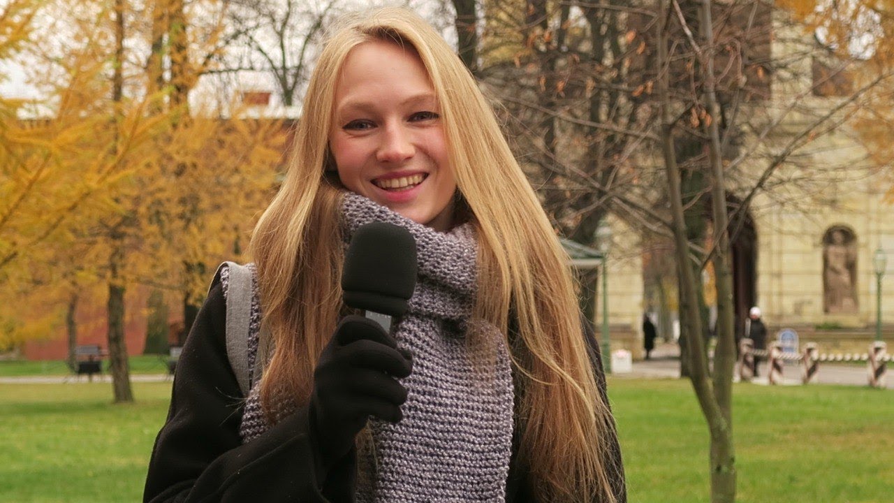 Why Russians don't smile?  | Your Russian 42