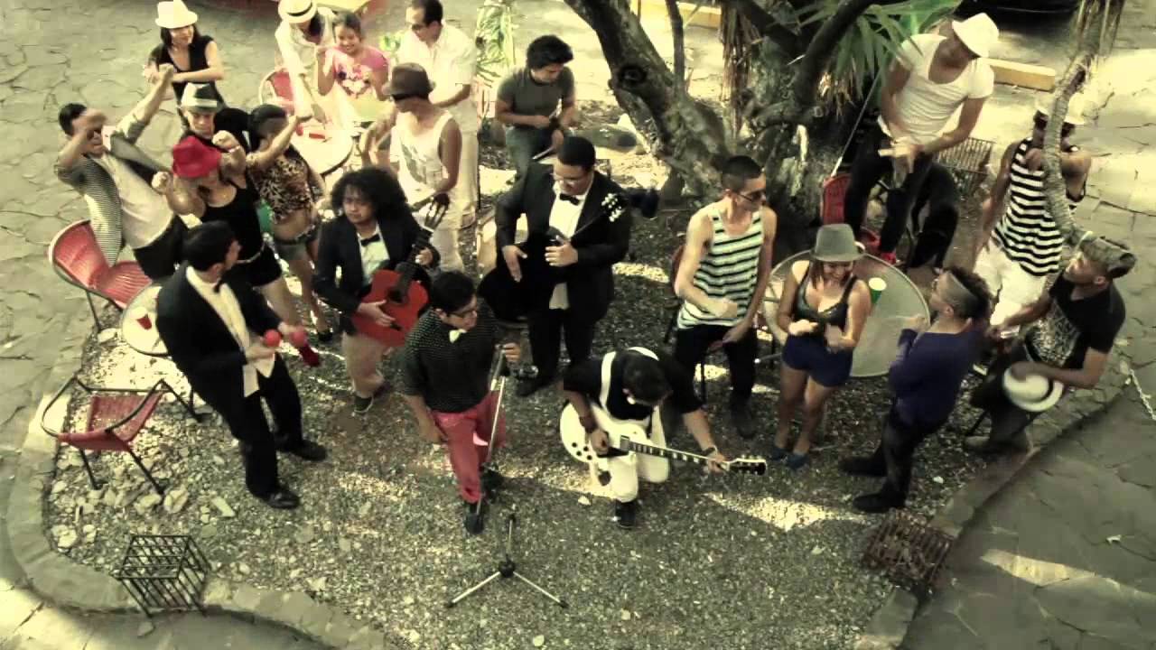 Los Bohemios Nono y Yambé - Serenata de Domingo