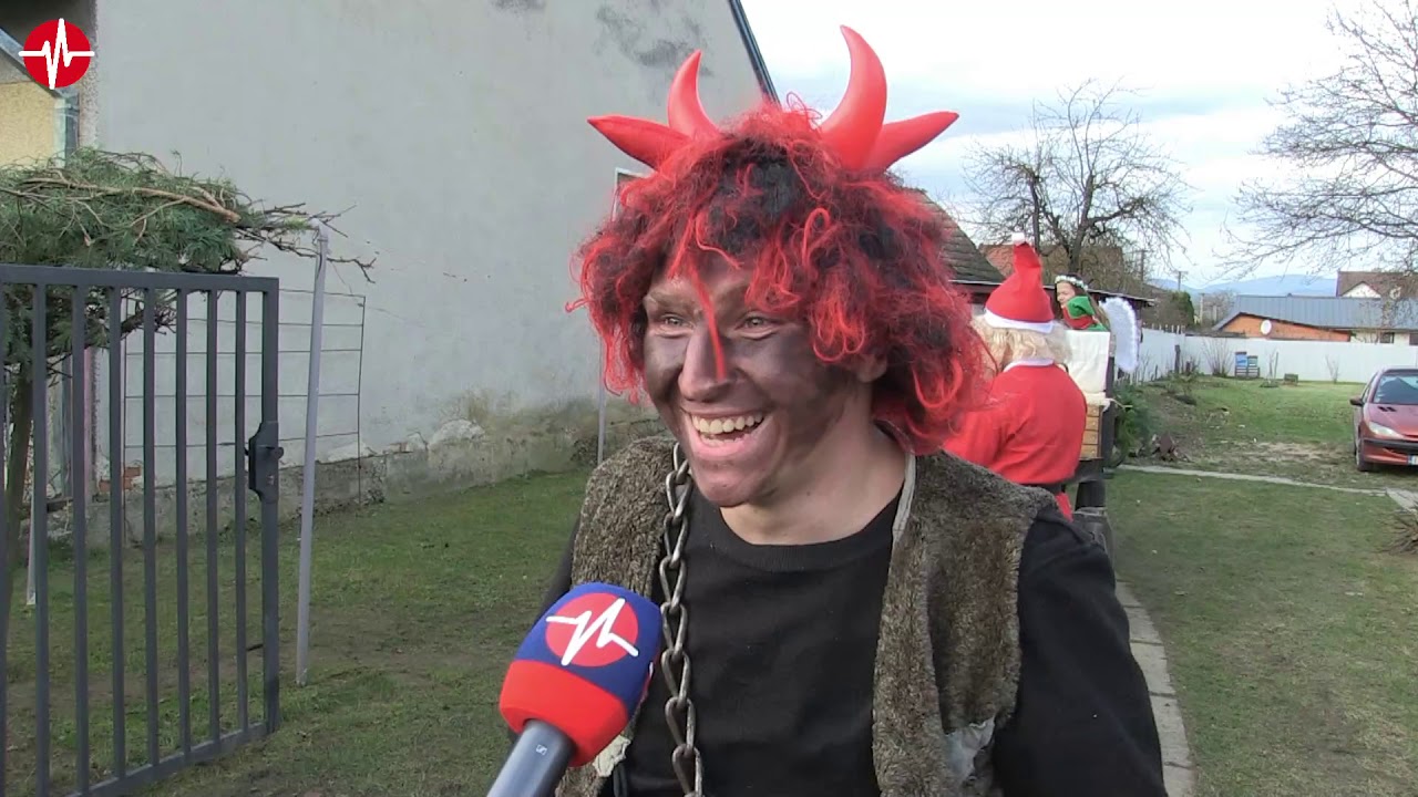 Mikuláš s družinou v uliciach Košece - Nozdroviciach 5.12.2020