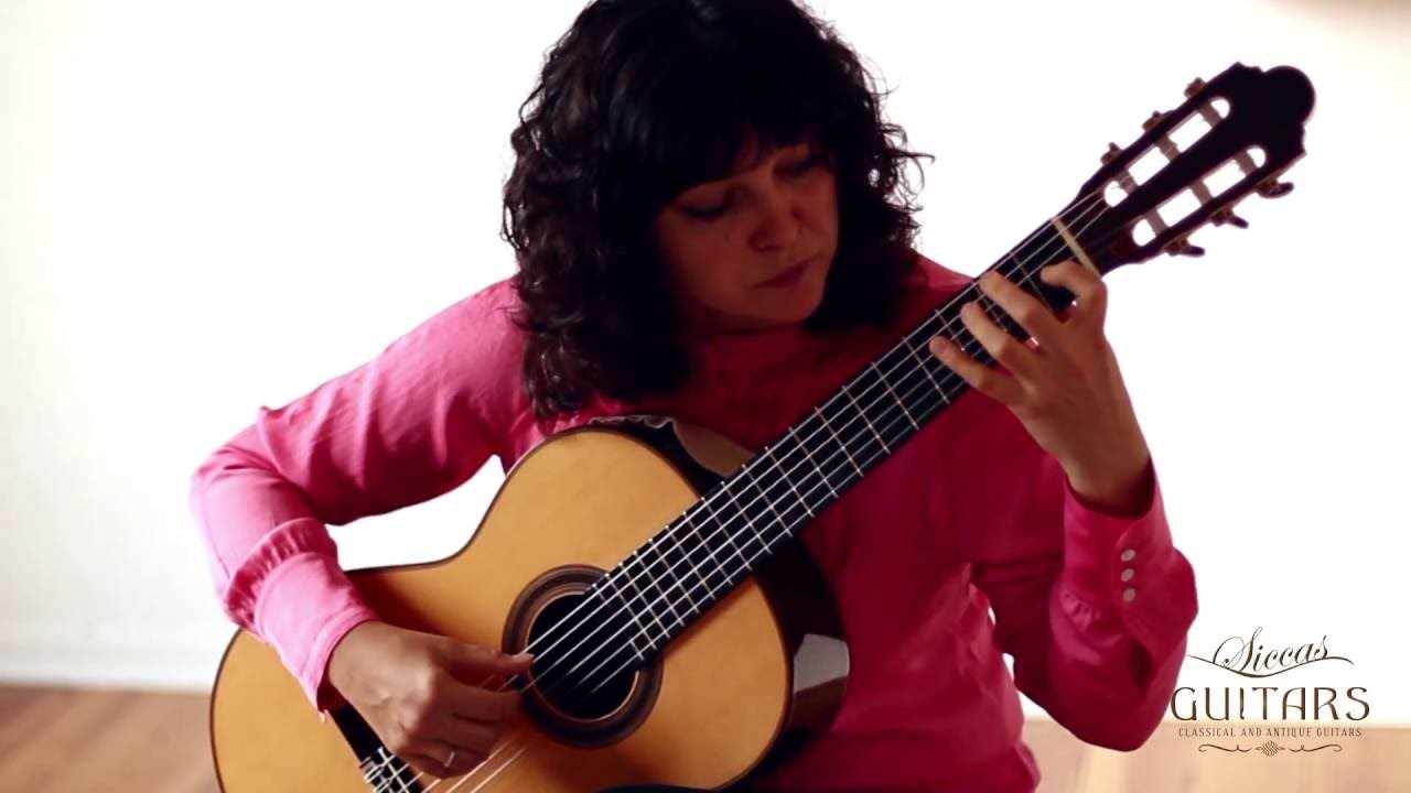Irina Kulikova plays Sonatine Mvt. I by Federico Moreno Tórroba on a 2008 José Marín Plazuelo