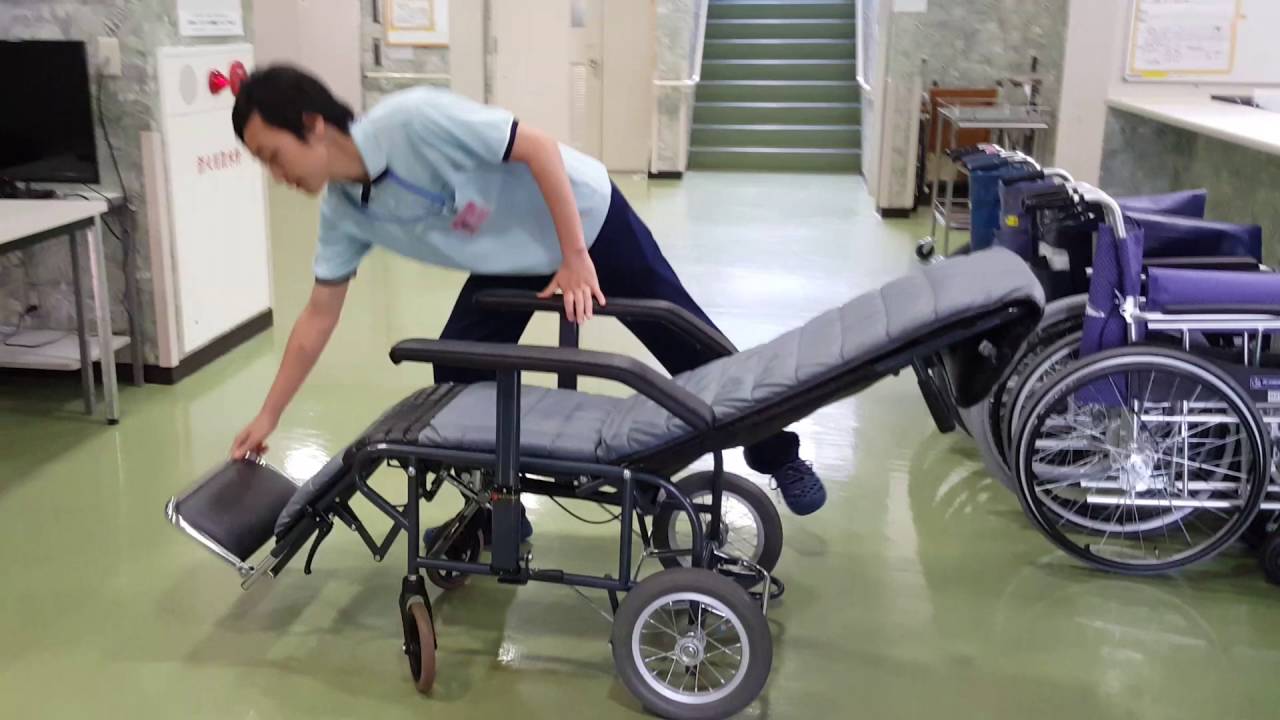 3. Beds and Wheel Chairs in Retirement Homes and Geriatric Care Homes in Japan