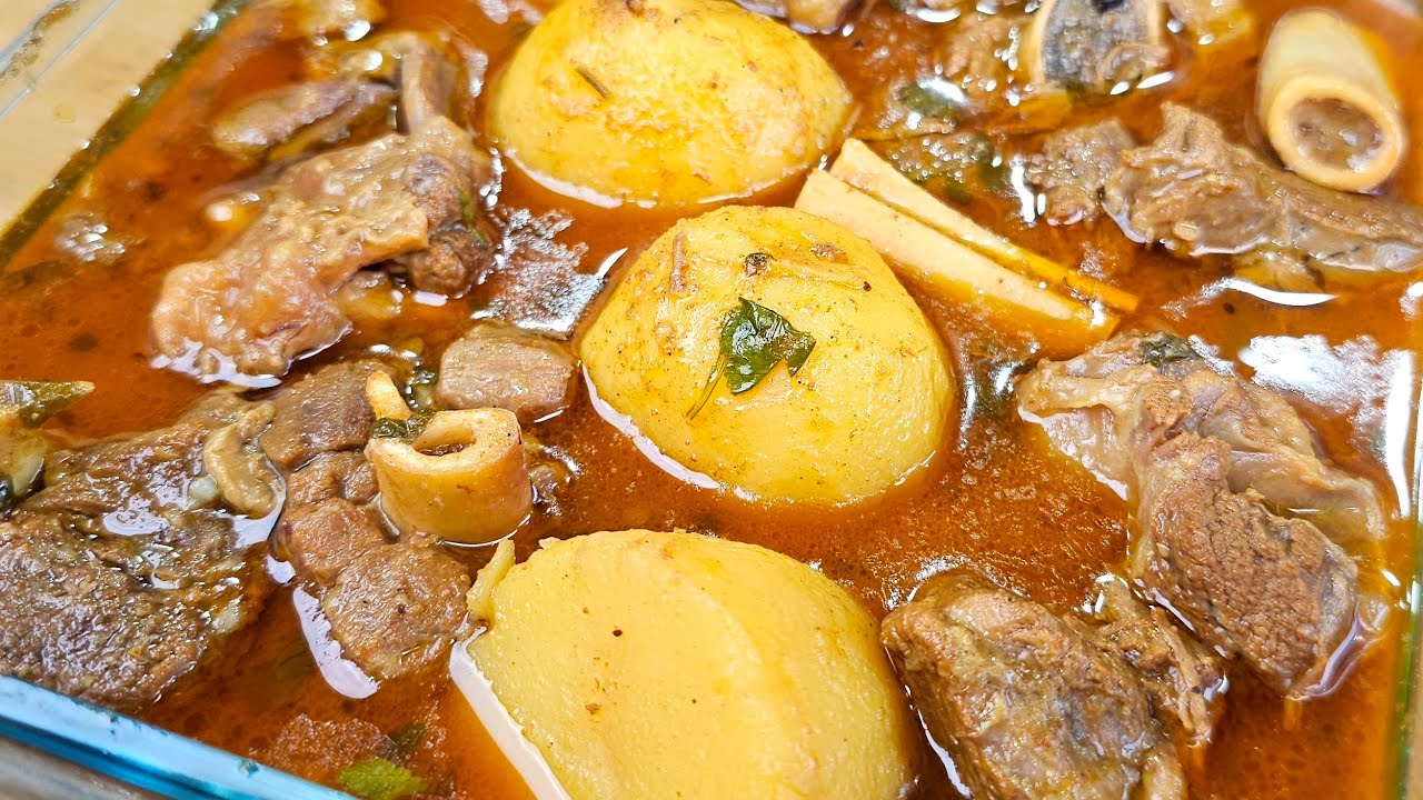 Aaloo Gosht Recipe ❤️Most popular Dish of Pakistan /دیگی آلو گوشت اب گھر بنائیے