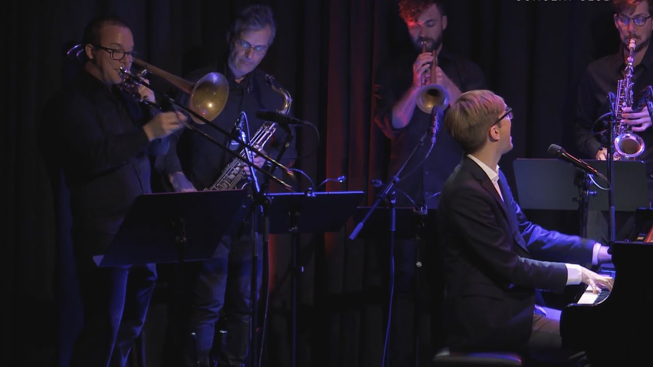 Raphael Jost & lots of horns - The More I See You (live at Moods)