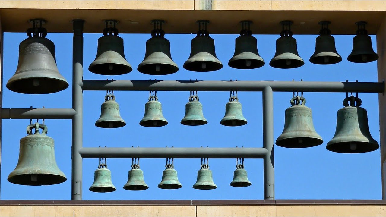 Cathedral of Our Lady of the Angels Bells (Quarters+ 4pm Westminster Chimes)