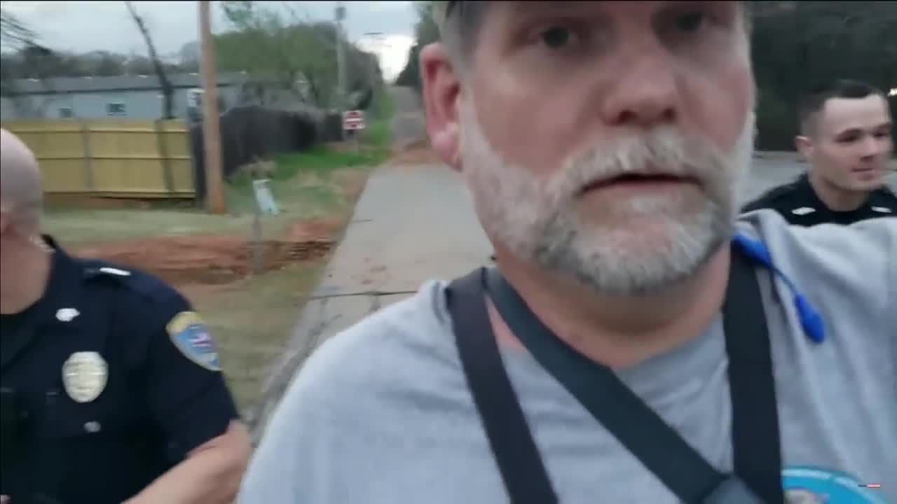 Man who brought rifle to Edmond park reaches compromise with police