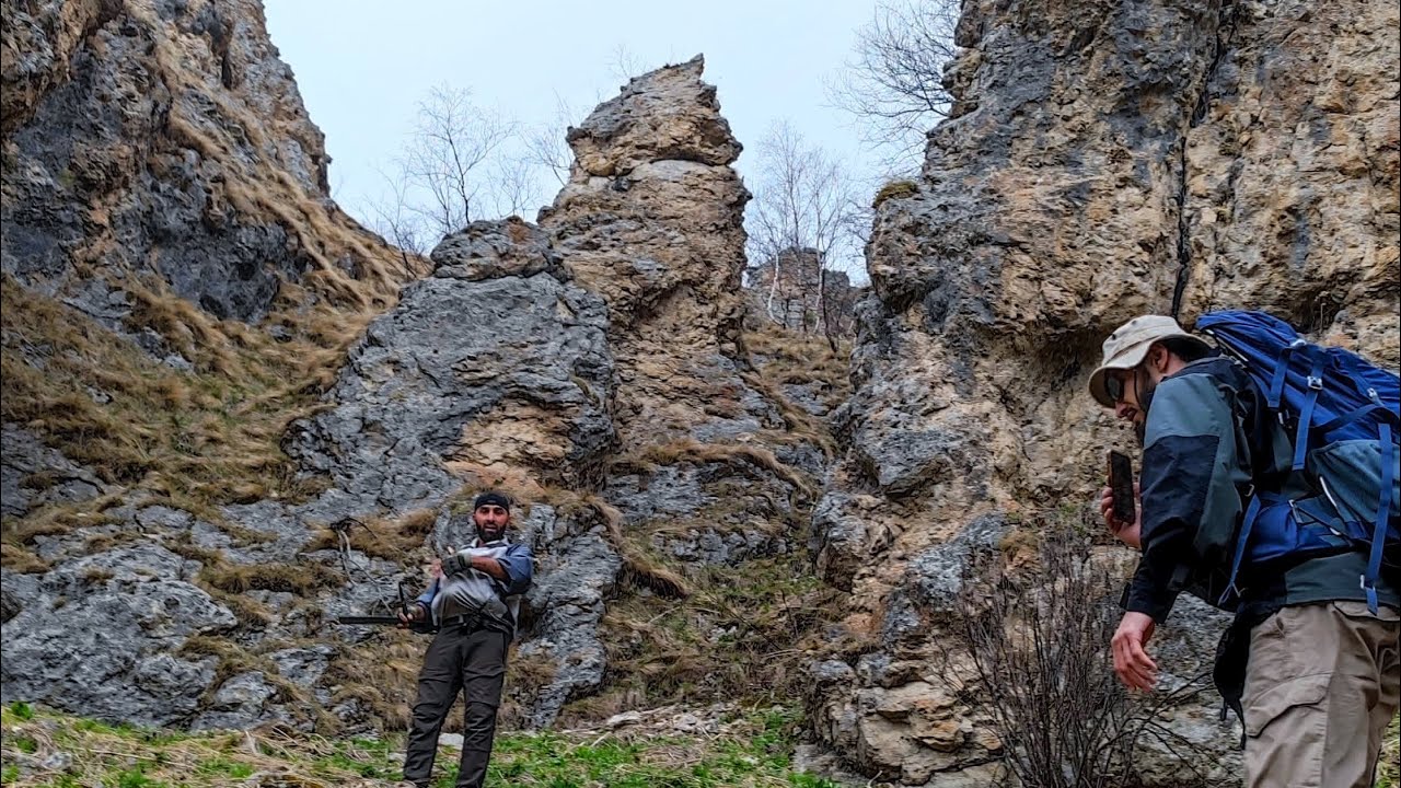 Случайно Обнаружили Древнее поселение в Горах