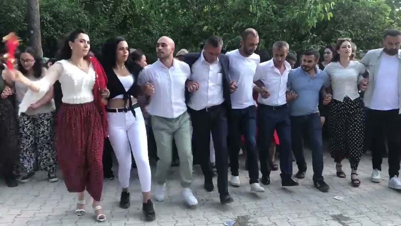 Malatya Hekimhan Saz Köyü Coşkulu Elazığ Dik Oyunu