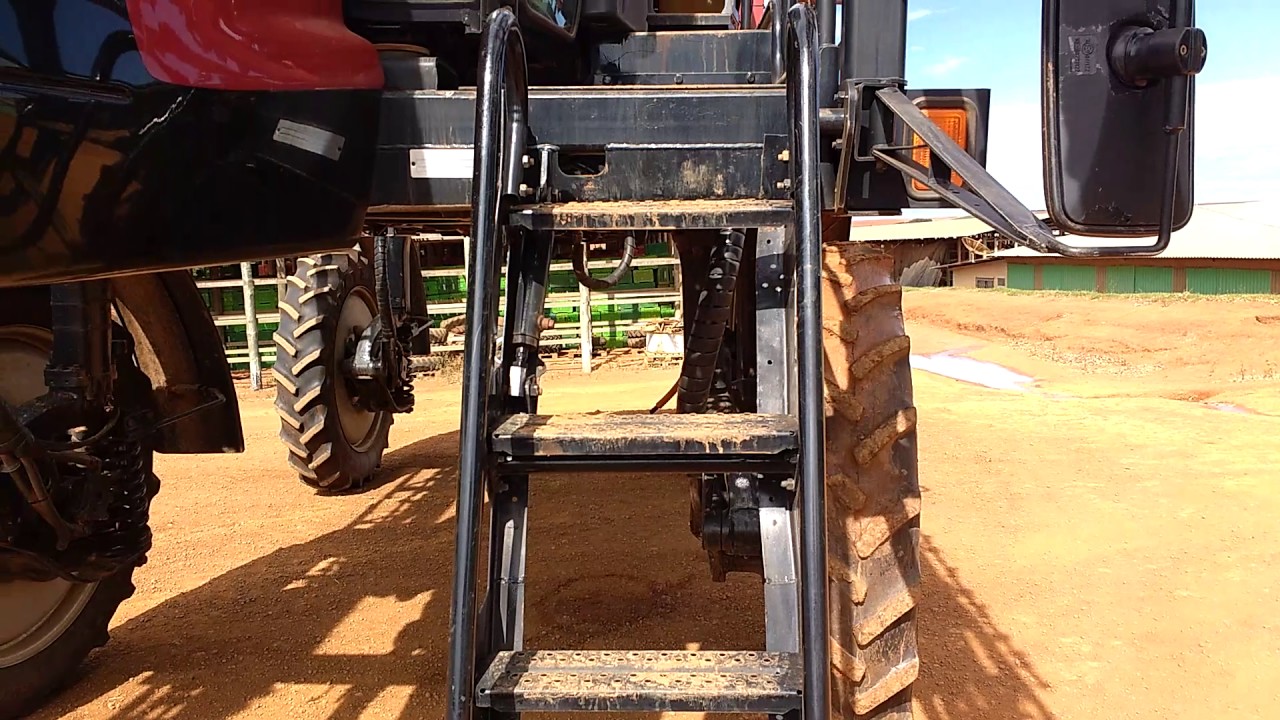 Lavagem do tanque de produto Case Patriot 250