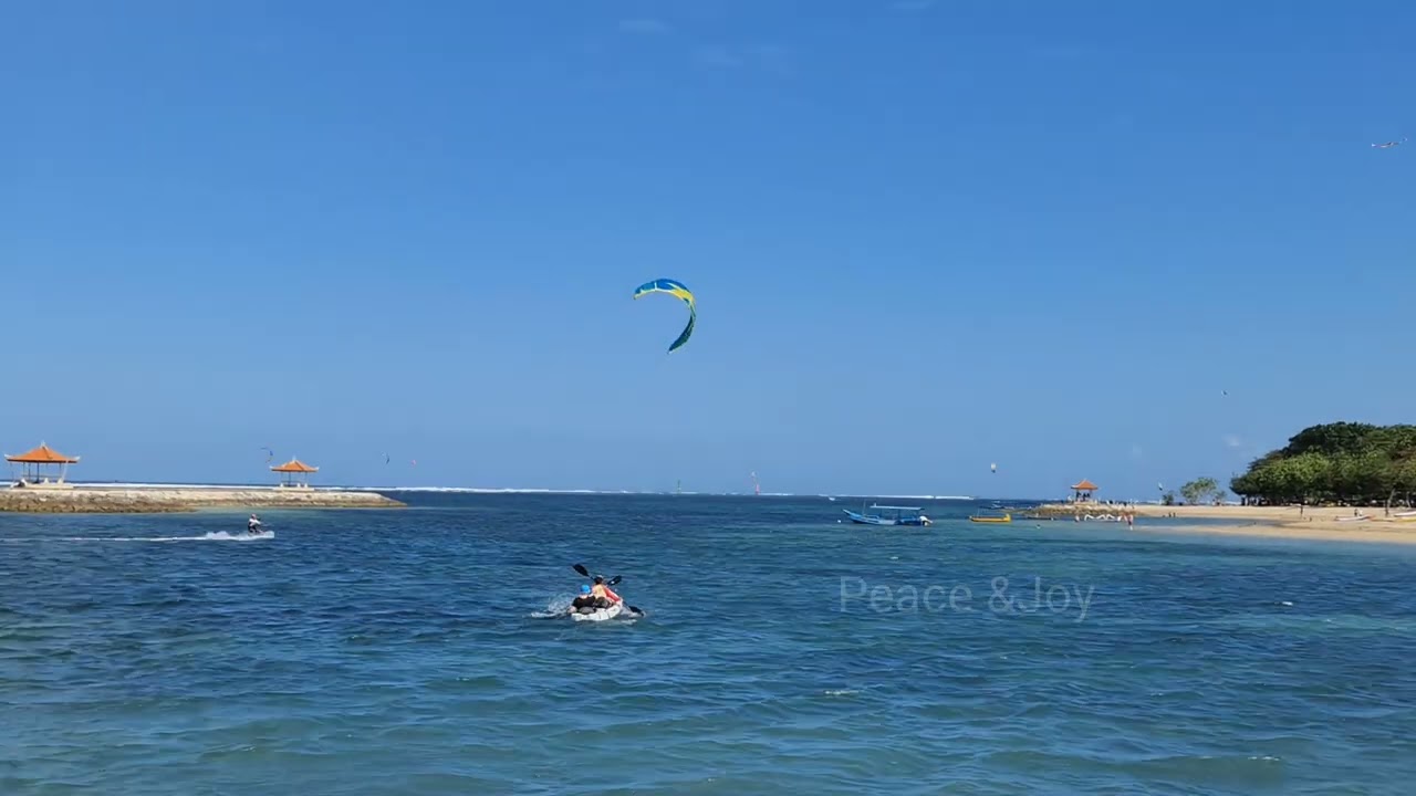 Kitesurfing Bali at Sanur Beach, Fails and Fun 😄😊