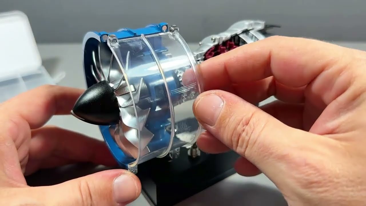 Mini turbo fan engine,