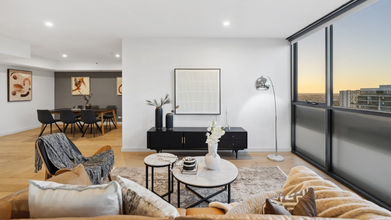 William Fan | Sub-Penthouse 1811/160 Grote Street, Adelaide