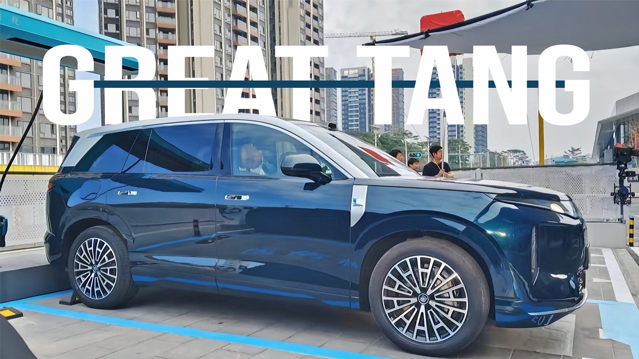 2027 BYD Great Tang 7-Seater Interior is NEXT LEVEL