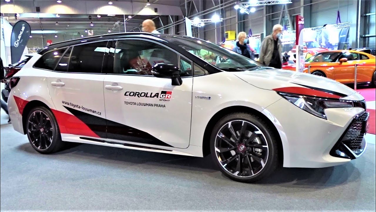 2022 Toyota Corolla Touring GR Sport - Interior, Exterior, Walkaround - Autoshow Prague