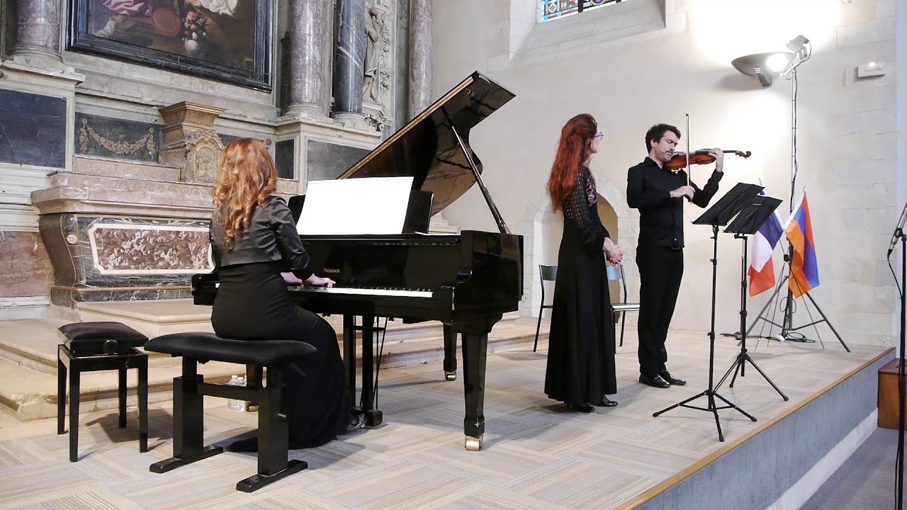 Trio Chinar  Krunk - Komitas