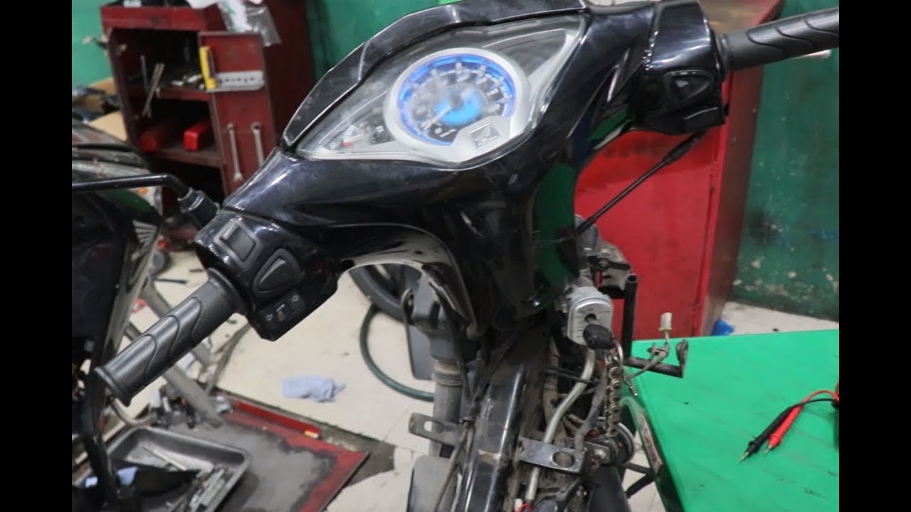 Bệnh hiếm gặp. Xe đi hết bình mà lại thay bơm xăng.